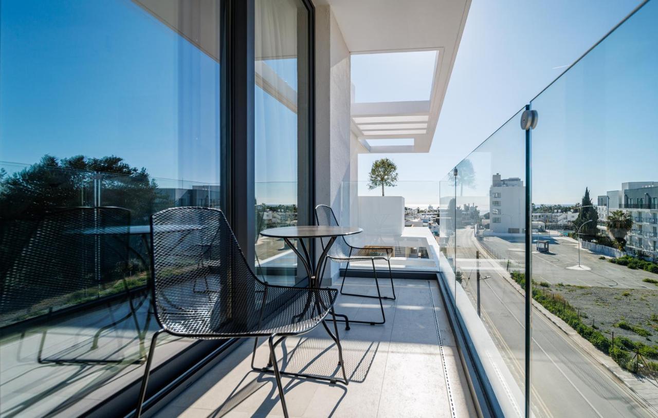Regency Boutique Hotel Holiday Suites Paphos Esterno foto