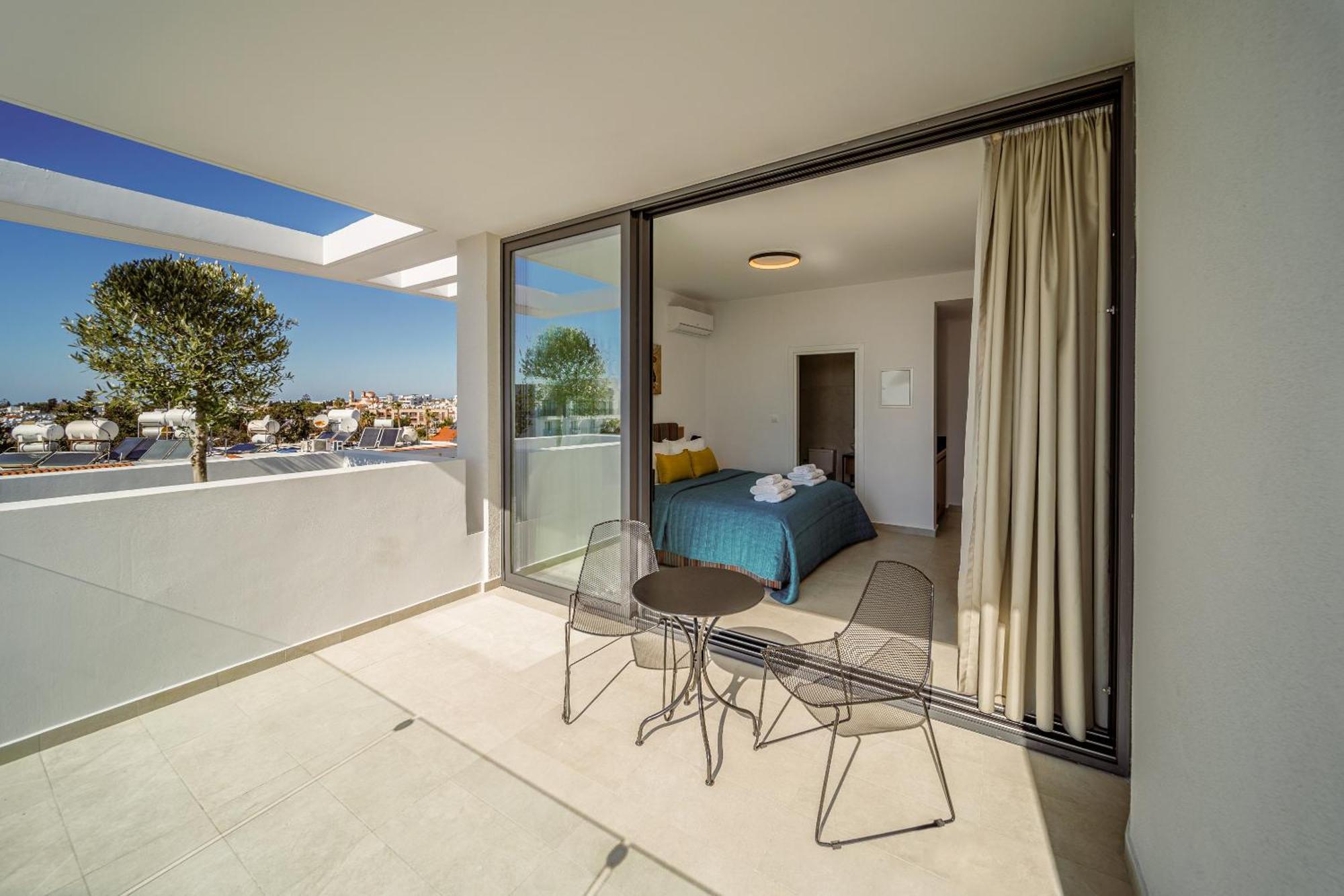 Regency Boutique Hotel Holiday Suites Paphos Esterno foto